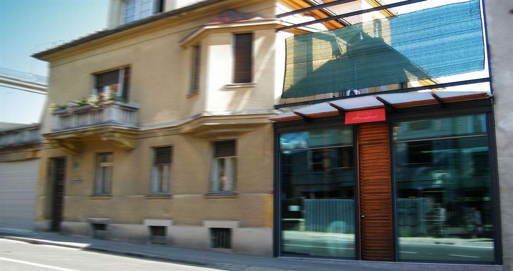 Hotel President Zagreb Bagian luar foto